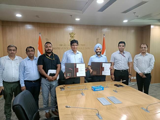 IREDA signs MoU with Government, revenue target for 2023-24 set at ₹ 4,350 crores