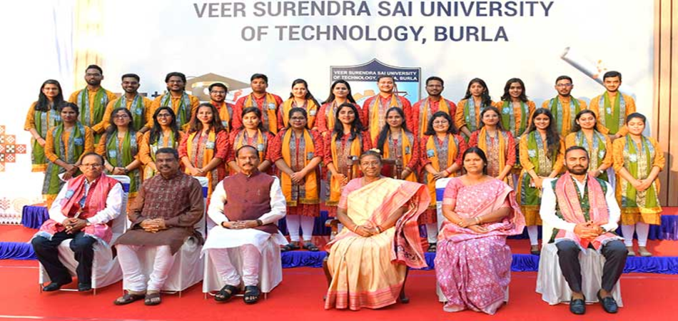 President Droupadi Murmu addressing the 15th Annual Convocation at Veer Surendra Sai University of Technology, Burla, Sambalpur, Odisha