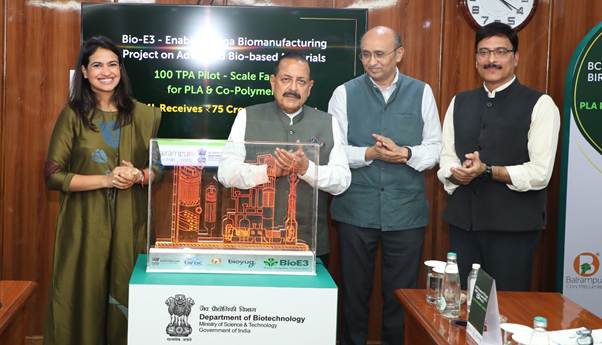 Jitendra Singh and officials at the BioE3-backed PLA initiative launch in New Delhi