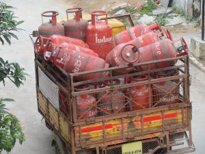 Subsidised LPG refills need biometric Aadhaar authentication from 1 October