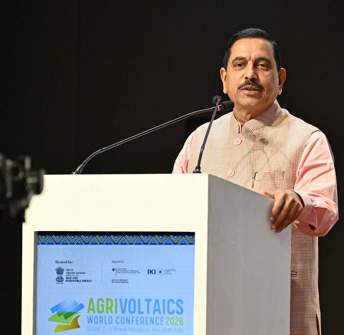 Pralhad Joshi addressing the AgriVoltaics World Conference at Bharat Mandapam